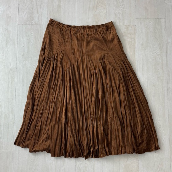 Coldwater Creek Dresses & Skirts - Coldwater Creek Brown Pleated Skirt Maxi Length